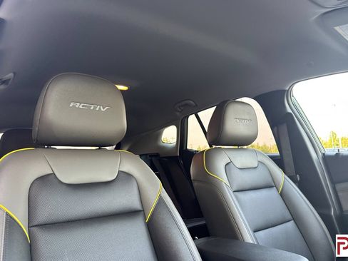 Certified 2024 Chevrolet Trax ACTIV w/ Driver Confidence Package FWD image 18