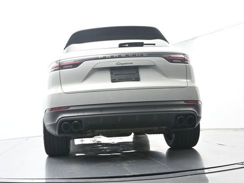 Certified 2023 Porsche Cayenne Platinum Edition AWD/4WD image 51
