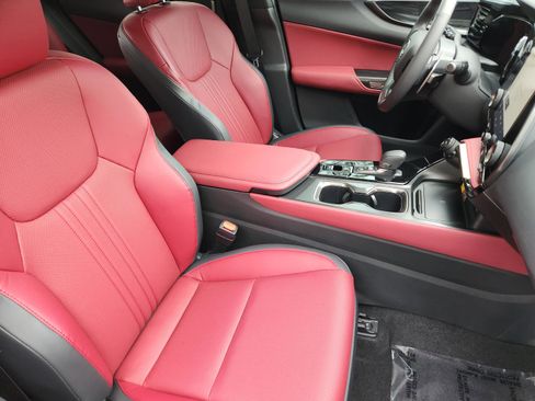 Certified 2025 Lexus NX 250 FWD w/ Accessory Package (Z1) image 28