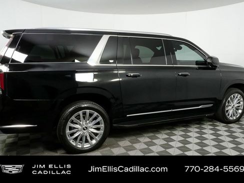 Certified 2024 Cadillac Escalade ESV Premium Luxury image 29