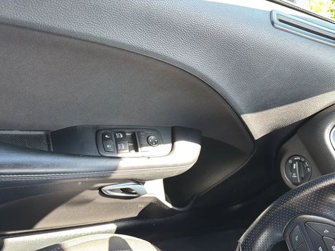 Used 2022 Dodge Challenger GT RWD image 21
