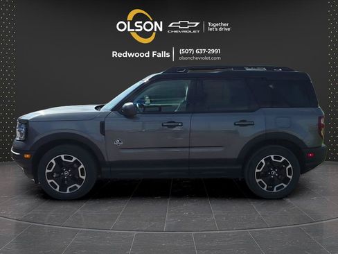 Used 2023 Ford Bronco Sport Outer Banks w/ Tech Package AWD/4WD image 3