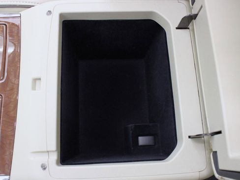 Used 2019 INFINITI QX80 Luxe w/ All-Season Package image 79