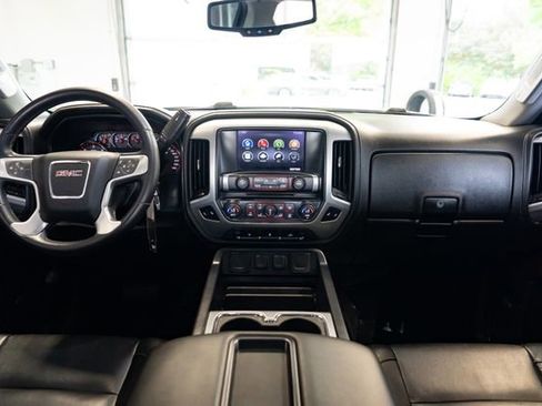Used 2015 GMC Sierra 1500 SLT w/ SLT Crew Cab Value Package AWD/4WD image 9