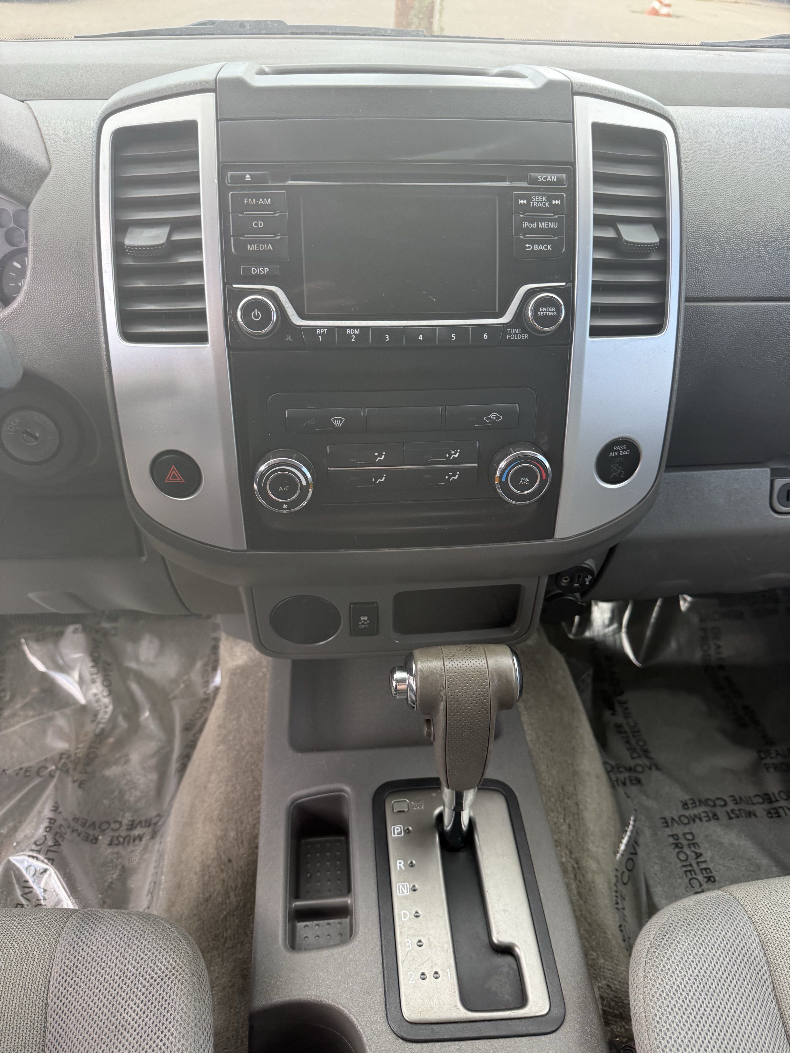 Used 2018 Nissan Frontier S RWD image 13