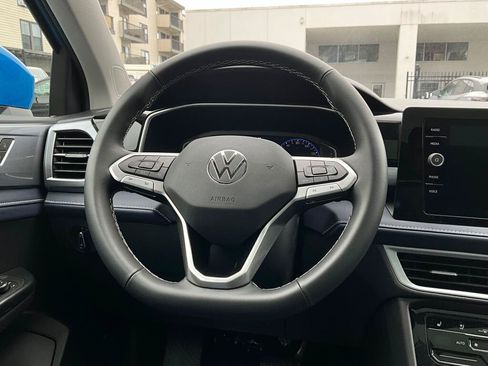 New 2026 Volkswagen Taos SEL AWD/4WD image 21