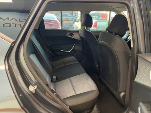 Used 2023 Kia Soul LX w/ Option Group 015 image 32