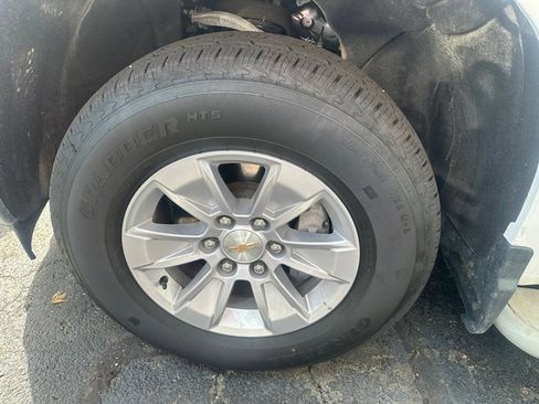Used 2025 Chevrolet Silverado 1500 W/T RWD image 13