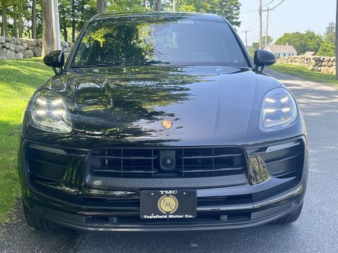 Used 2023 Porsche Macan AWD/4WD image 25