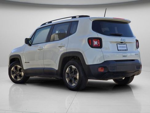 Used 2018 Jeep Renegade Sport w/ Power & Air Group image 17