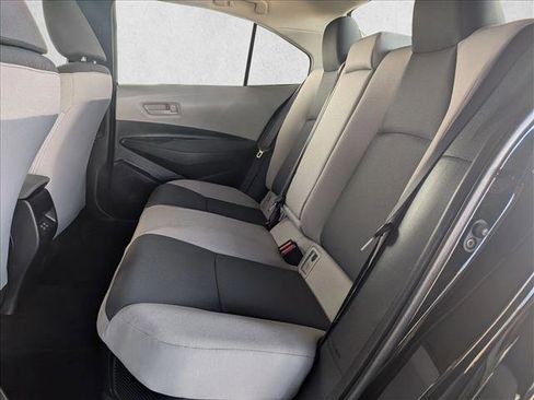 Used 2025 Toyota Corolla LE w/ LE Premium Package FWD image 18