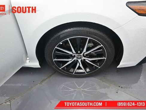Used 2023 Toyota Camry SE w/ Convenience Package AWD/4WD image 33