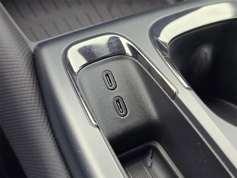 New 2026 Chevrolet Equinox EV RS image 33