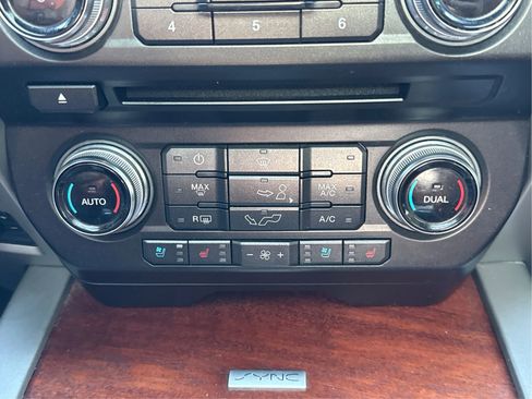 Used 2018 Ford F150 King Ranch w/ Equipment Group 601A Luxury image 34