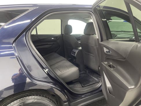 Used 2020 Chevrolet Equinox LT w/ Driver Convenience Package AWD/4WD image 21