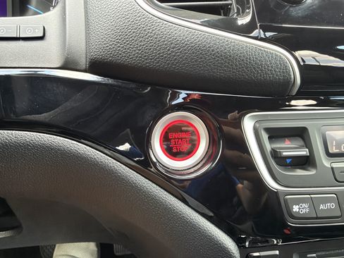 Used 2020 Honda Pilot Touring image 19