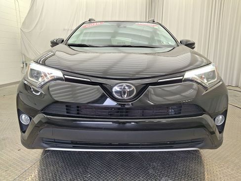 Certified 2018 Toyota RAV4 Limited w/ All Weather Liner Package AWD/4WD image 33