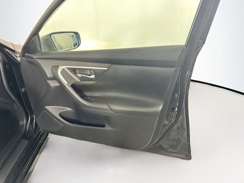 Used 2017 Nissan Altima 2.5 S w/ Power Driver Seat Package FWD image 29