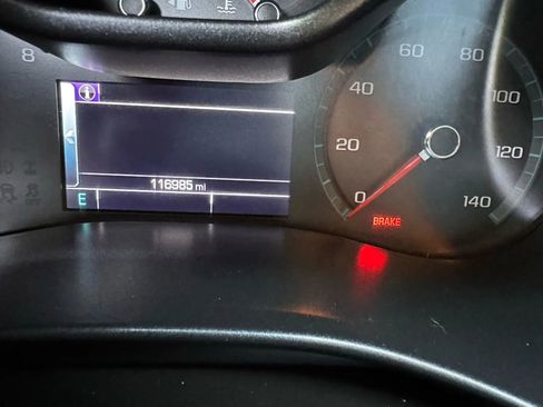 Used 2018 GMC Canyon SLE w/ SLE Convenience Package image 18