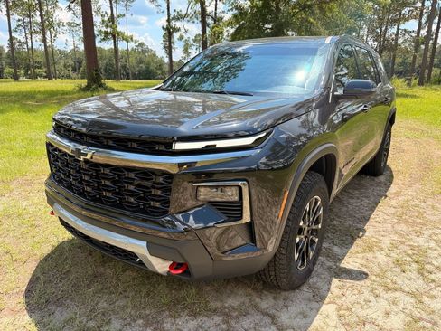 New 2026 Chevrolet Traverse Z71 w/ Enhanced Driving Package AWD/4WD image 1