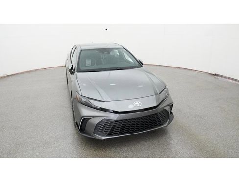 New 2026 Toyota Camry SE image 14