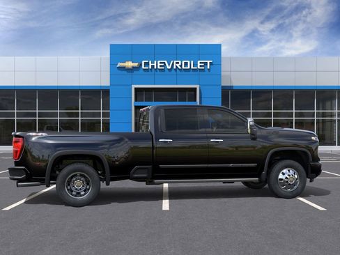 New 2026 Chevrolet Silverado 3500 High Country w/ LPO, Dark Essentials Package AWD/4WD image 5