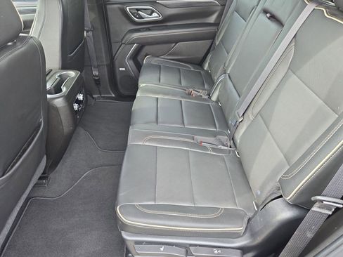 Used 2021 GMC Yukon SLT image 11