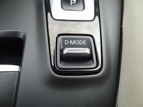 Used 2020 INFINITI QX50 Luxe w/ Navigation Package image 46