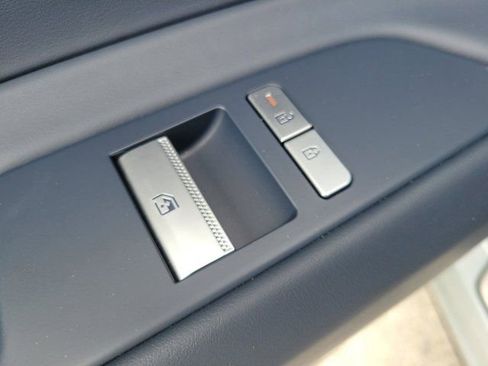 Used 2025 Genesis GV80 3.5T e-SC AWD/4WD image 14
