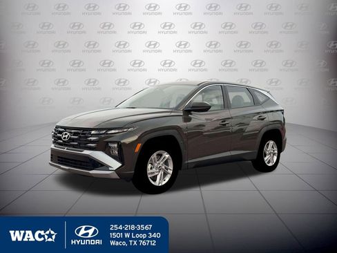 New 2026 Hyundai Tucson SE image 2