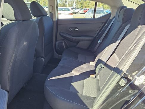 Used 2023 Nissan Sentra SV w/ Trunk Package image 4