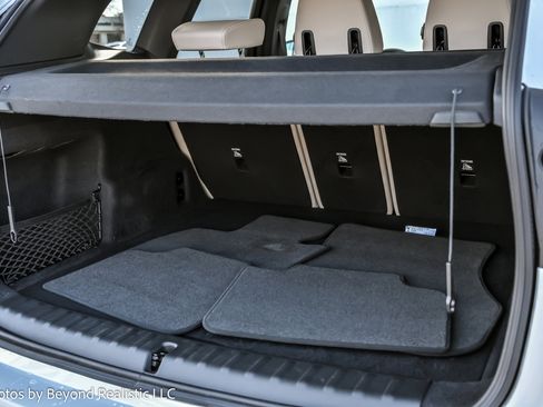 Used 2025 BMW X1 xDrive28i w/ Premium Package image 18