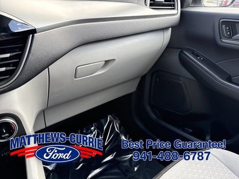 Certified 2025 Ford Escape Active FWD image 22
