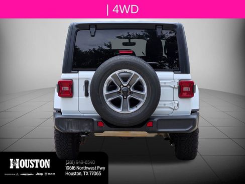 Used 2022 Jeep Wrangler Unlimited Sahara w/ LED Lighting Group AWD/4WD image 5