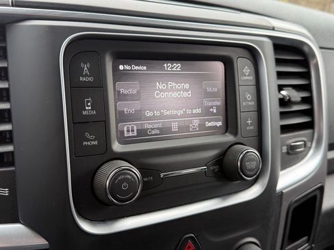 Used 2023 RAM 1500 Classic SLT AWD/4WD image 48