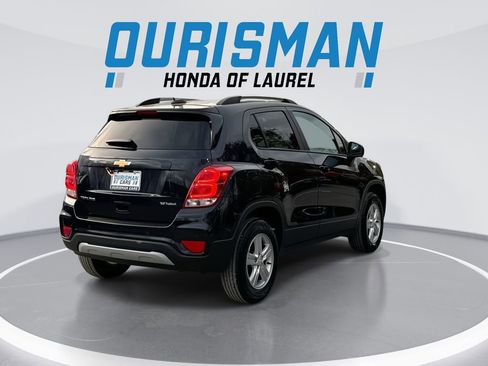 Used 2022 Chevrolet Trax LT w/ Driver Confidence Package AWD/4WD image 8