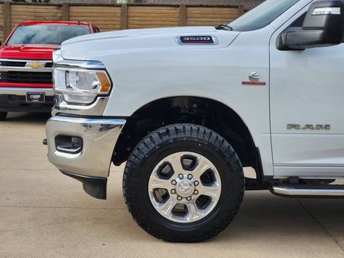 Used 2024 RAM 3500 Big Horn image 17