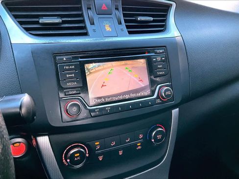 Used 2015 Nissan Sentra SR image 27