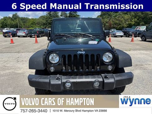 Used 2017 Jeep Wrangler Unlimited Sport w/ Connectivity Group AWD/4WD image 4