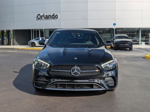 Used 2021 Mercedes-Benz E 350 4MATIC Sedan image 5