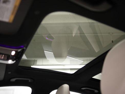 Certified 2025 Mercedes-Benz C 300 4MATIC Sedan image 22