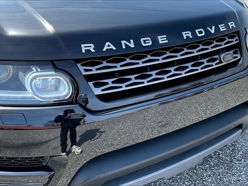 Used 2017 Land Rover Range Rover Sport SE AWD/4WD image 36