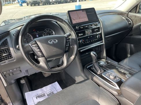 Used 2024 INFINITI QX80 Luxe image 12