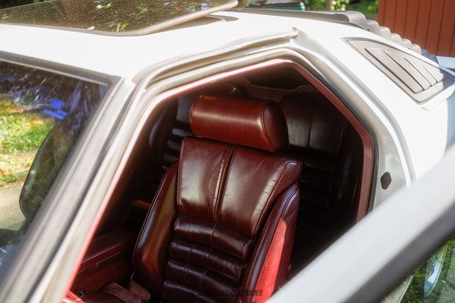 Used 1988 Dodge Daytona Shelby Z FWD image 22