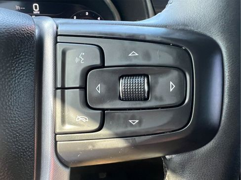 Used 2023 GMC Yukon XL SLT w/ SLT Luxury Package RWD image 42