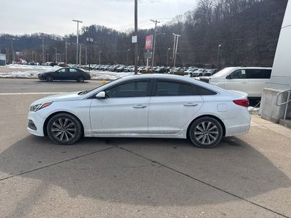 Used 2017 Hyundai Sonata Sport w/ Value Edition Package 02