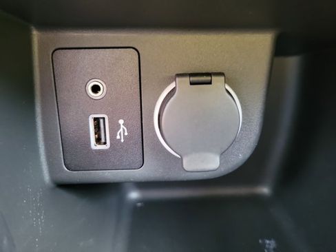 Used 2025 Nissan Kicks Play S FWD image 26