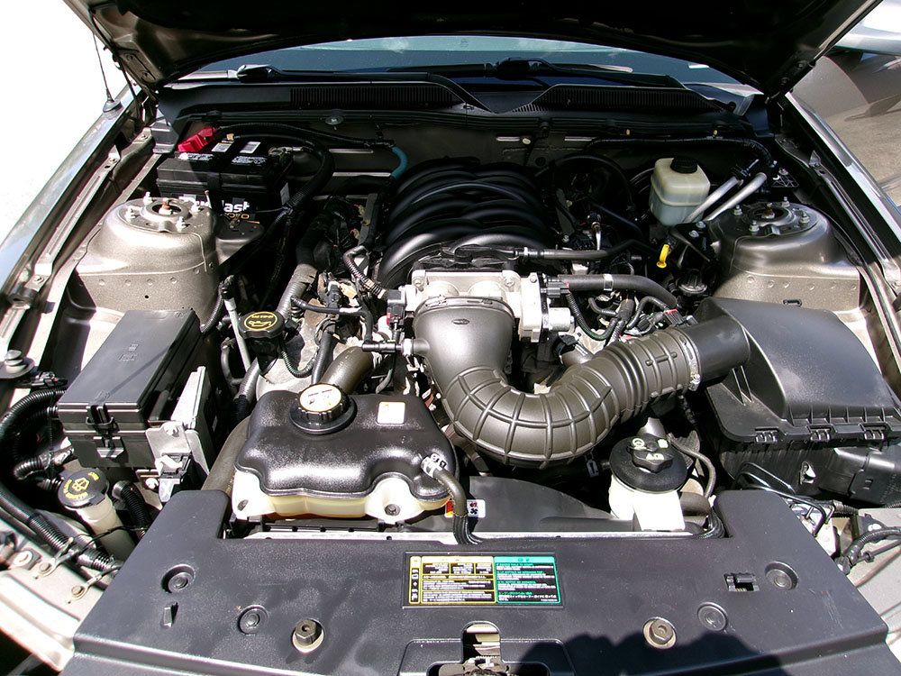 Used 2005 Ford Mustang GT RWD image 7