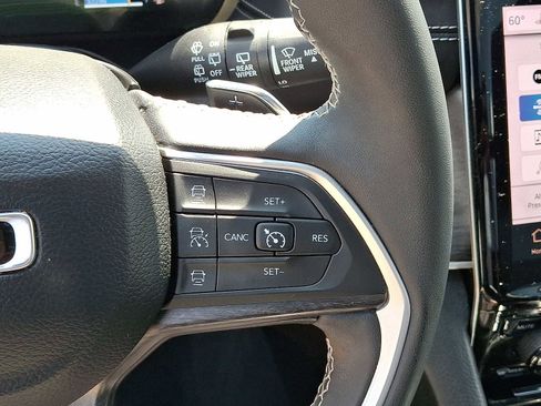 Used 2024 Jeep Grand Cherokee Limited 4xe image 26