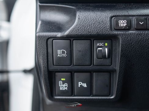 Used 2019 Lexus IS 300 F Sport w/ F Sport Package image 39